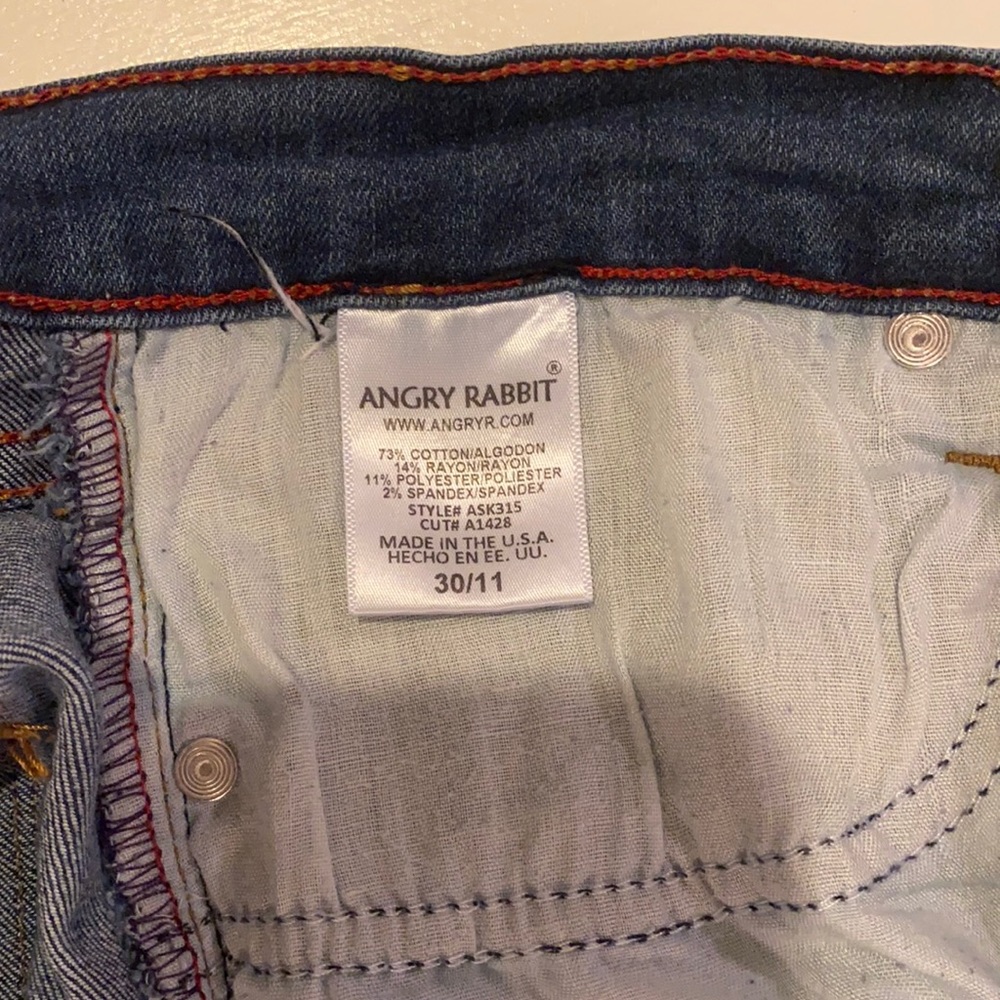 Angry Rabbit Size 30 - Picture 3 of 3